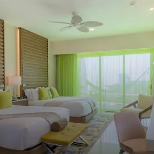 https://garza-blanca-cancun.quintano-roohotels.com